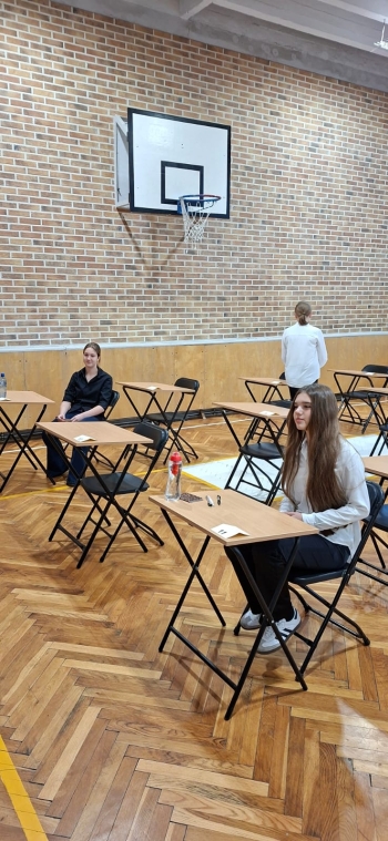 Zdjęcie WhatsApp 2025-11-19 o 09.51.39_7f6a2799