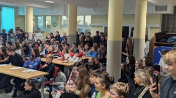 PXL_20251128_100258142