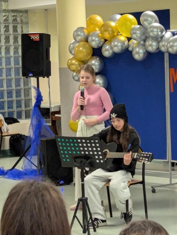 PXL_20251128_122707079