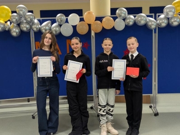 PXL_20251128_130636976