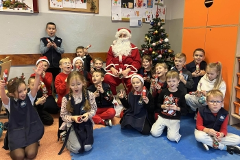 a63ac8a4-8c15-46b3-9673-b67d5ec9140b